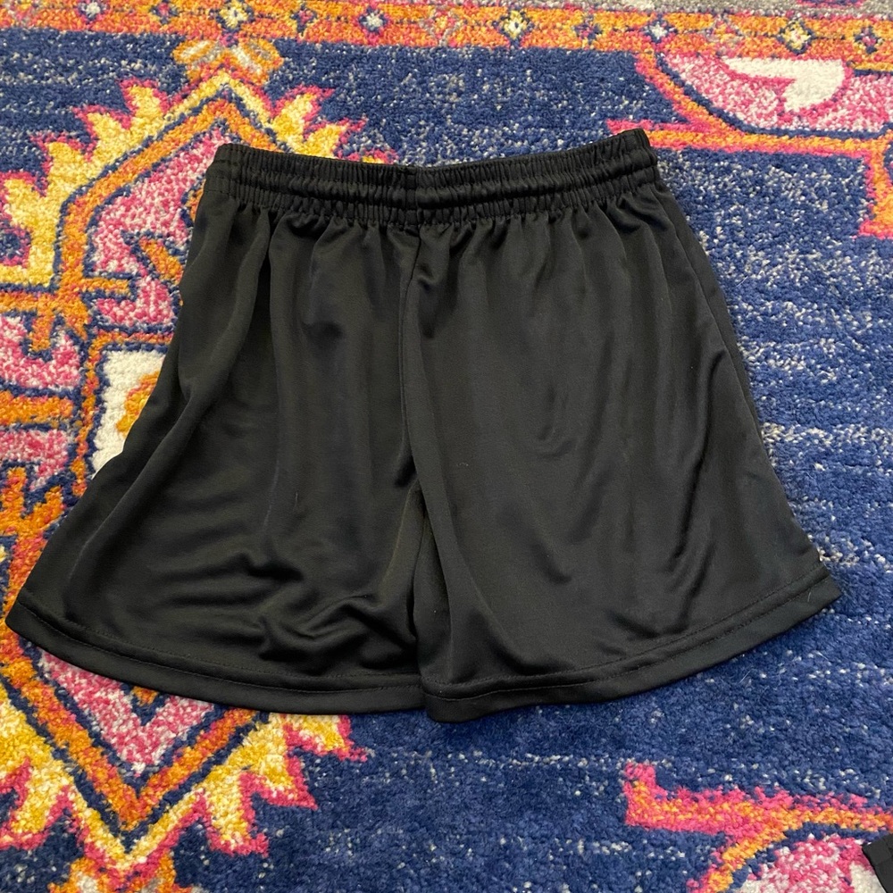 LOT GUC Boys S-M shorts - Picture 10 of 12